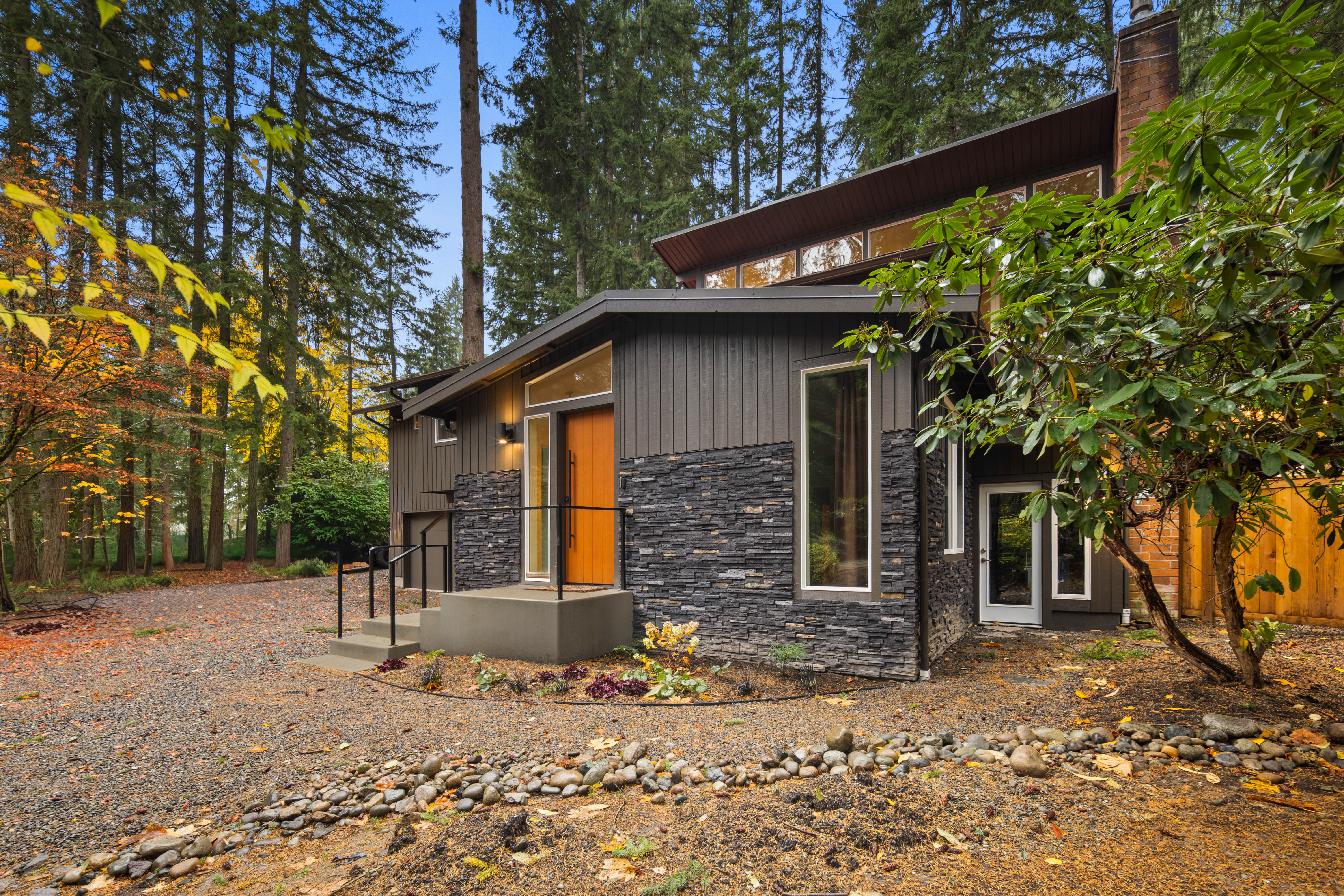 Mid-Century Modern Update – photo 3
