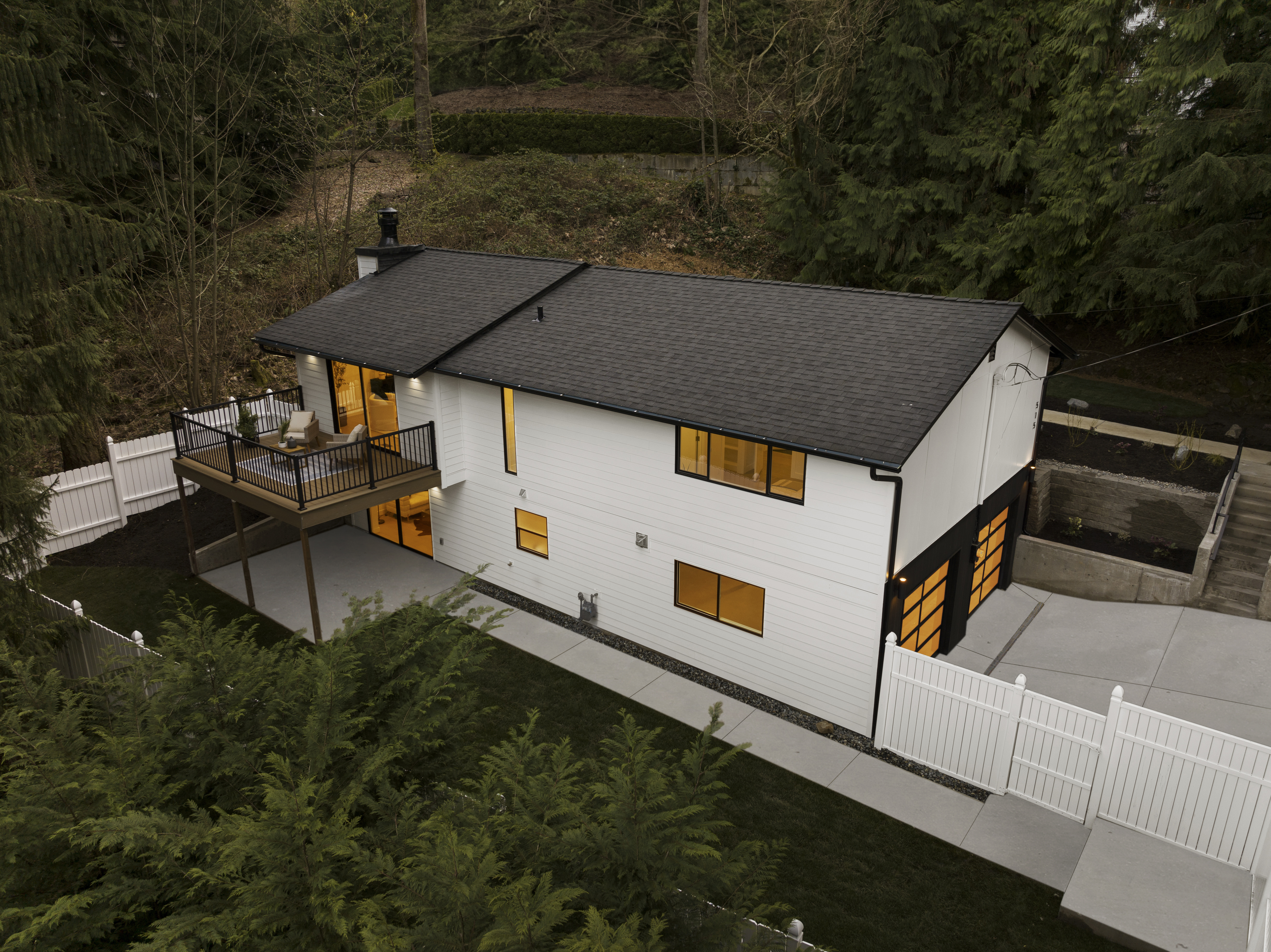 Contemporary Exterior Overhaul – photo 3